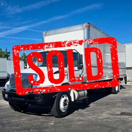 2020 MV  INTERNATIONAL BOX TRUCK 26FT WITH LIFT GATE 26.950 LB GROSS WEIGHT