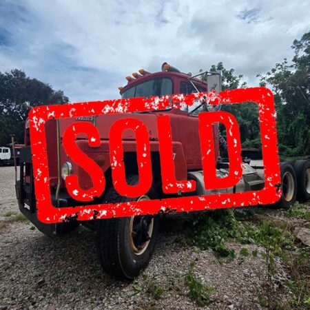 1985 MACK R6885T TANDEM AXLE TRUCK WITH WET LINE KIT DOUBLE FRAME