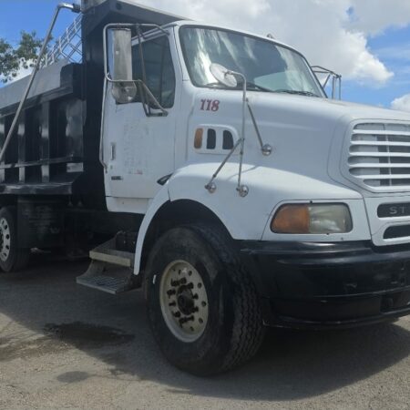 2006 STERLING DUMP TRUCK TRI-AXLE DETROIT 12.7 ENGINE & 8LL TRANSMISSION