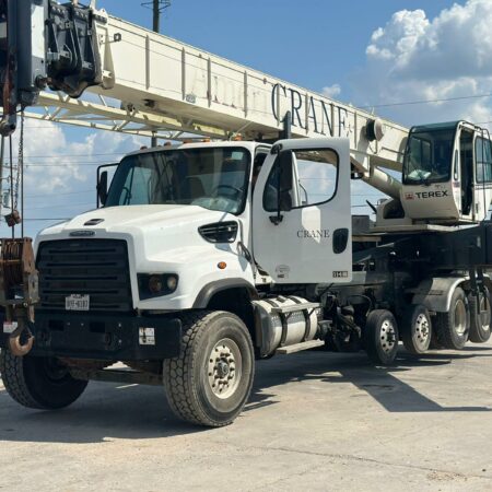 2014 TEREX 4500 X045-129 CROSSOVER BOOM TRUCK 45 TONS CRANE 105 FT BOOM