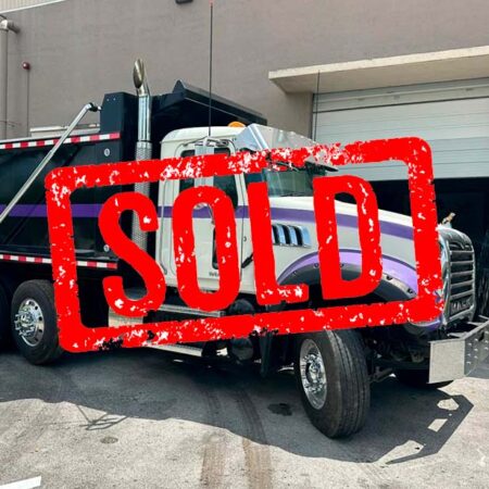 2015 MACK GRANITE DUMP TRUCK TRI-AXLE STEEREABLE THIRD AXLE