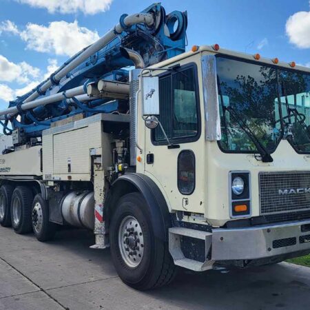 1998 PUTZMEISTER 32M ON 1998 MACK MR600 CONCRETE PUMP