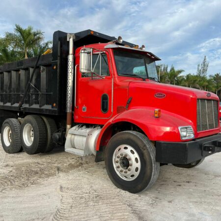 2005 PETERBILT 330 DUMP TRUCK TANDEM AXLE W/LIFT AXLE