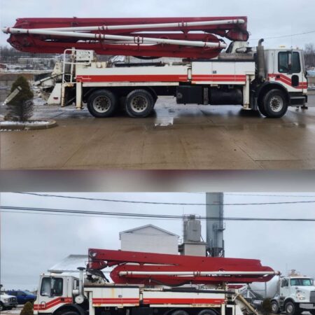 2001 PUTZMEISTER CONCRETE PUMP  38M MOUNTED  ON A 2002 MACK  4 SECTIONS  PUMP  HOURS 5.200