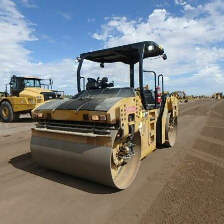 2017 CATERPILLAR CB66B ROLLER COMPACTOR DOUBLE DRUM