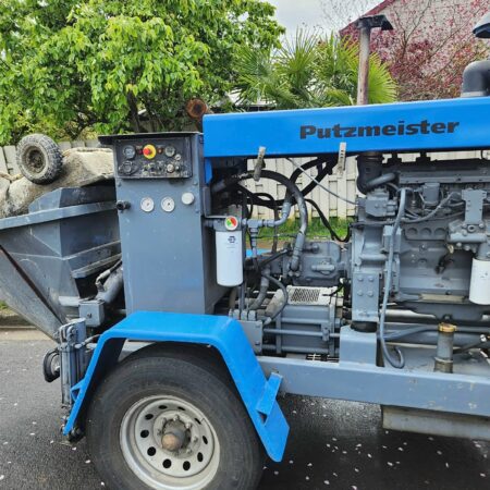 2001 PUTZMEISTER TK-50 CONCRETE PUMP CAPACITY: 50 YD³ PER HOUR