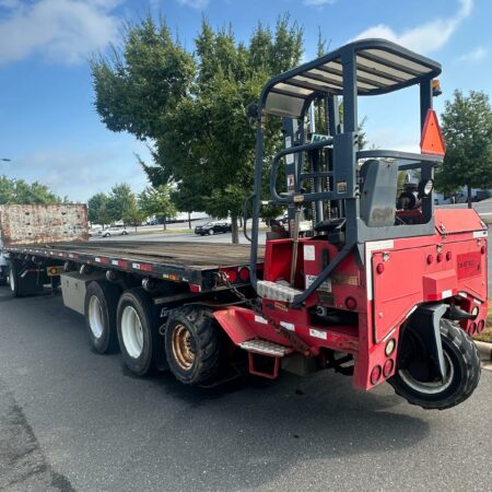 2006 FLAT BED TANDEM  PIGGYBACK MOUNT 36FT W/ MOFFETT M5500  FORKLIFT PIGGYBACK 5.500 LB