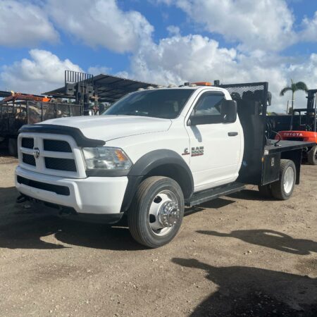 2015 DODGE RAM 5500 4X4 FLATBED  DIESEL TRUCK