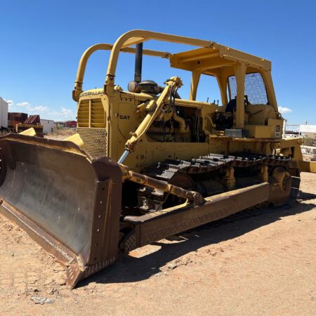 1977 CATERPILLAR D8K DOZER OPEN CAB W/ CANOPY STRAIGHT BLADE REAR SINGLE SHANK RIPPER