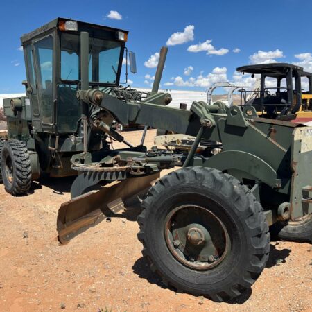 1988 CHAMPION 710A MOTOR GRADER  ENCLOSED CAB FRONT  EX GOVERNMENT UNIT U.S. NAVY