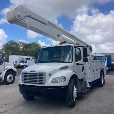 2015 FREIGHTLINER AM 755 ALTEC 60 FT BUCKET  DOUBLE BUCKET