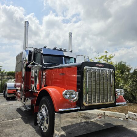 2004 PETERBILT MODEL 379 EXTENDED HOOD  AWARD WINNING CUSTOM SHOW TRUCK CAT 550HP 6NZ
