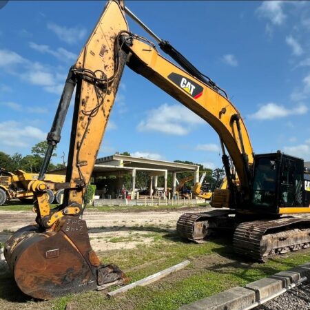 2015 CATERPILLAR 336FL HYDRAULIC EXCAVATOR ENCLOSED CAB WITH A/C & DIGGING BUCKET