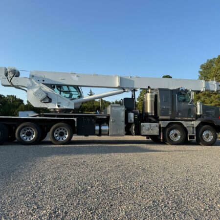 2013 MANITEX 45110 BOOM TRUCK CRANE TRI-AXLE  35 TONS LIFTING
