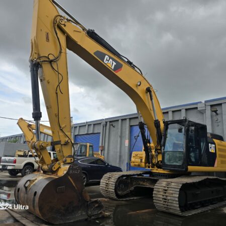 2015 CATERPILLAR 336F EXCAVATOR CAB W/ DUAL GNSS/GPS ANTENNAS & AUXILIARY HYDRAULIC LINES