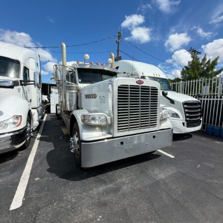 2016 PETERBILT 389 CLASSIC SLEEPER TRUCK TRACTOR