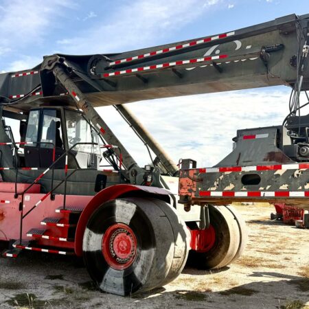 2008 LINDE C4531TL 45 TON CONTAINER REACHSTACKER CAB, 20–40 FT ELME SPREADER