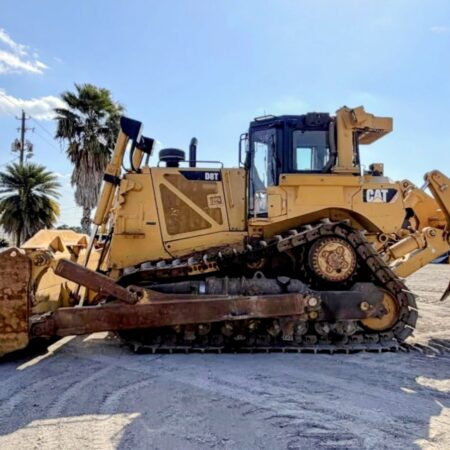 2012 CATERPILLAR D8T DOZER  ENCLOSED CAB W/ REAR RIPPER