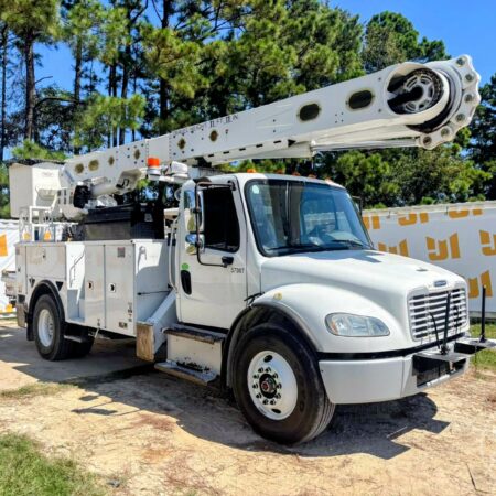 2016 FREIGHTLINER M2 ALTEC AM55 UTILITY BUCKET TRUCK 60FT TWO-MAN BUCKET