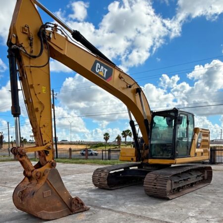 2019 CATERPILLAR 320 EXCAVATOR WITH ENCLOSED CAB & A/C