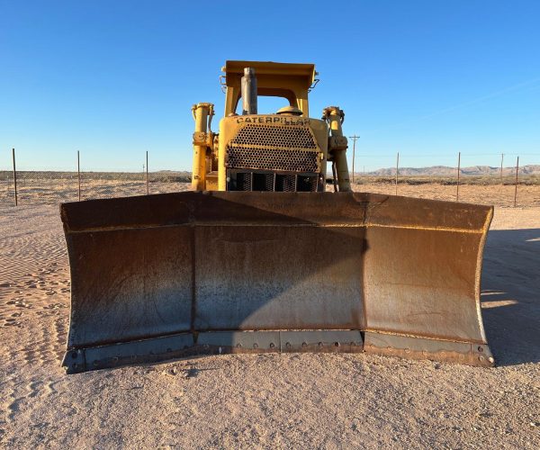 1975 CATERPILLAR D8K WITH REAR RIPPER DOZER OPEN CAB 002