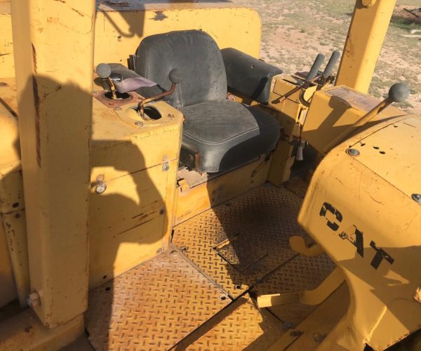 1975-CATERPILLAR-D8K-WITH-REAR-RIPPER-DOZER-OPEN-CAB-017