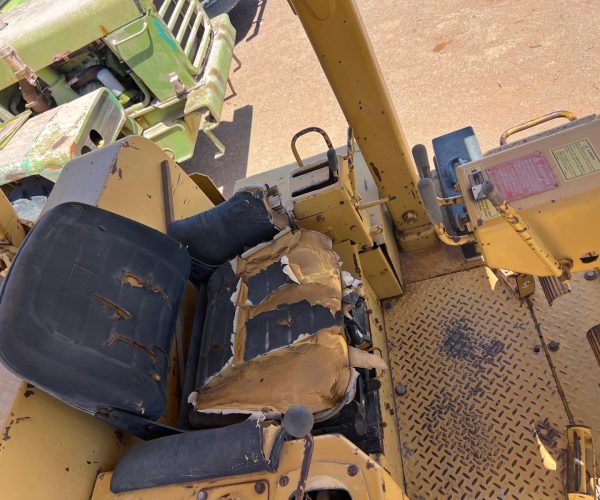1977 CATERPILLAR D8K DOZER OPEN CAB W CANOPY 008