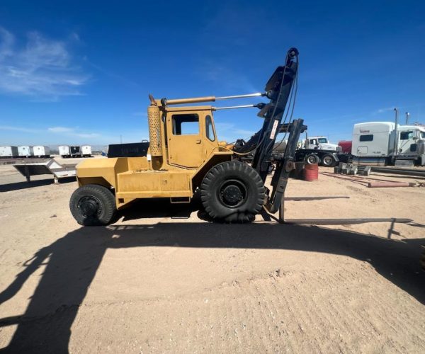 1978 TAYLOR TYB 220M FORKLIFT 22,000 LBS DIESEL HEAVY DUTY TRIPLE STAGE WITH FREE LIF 001