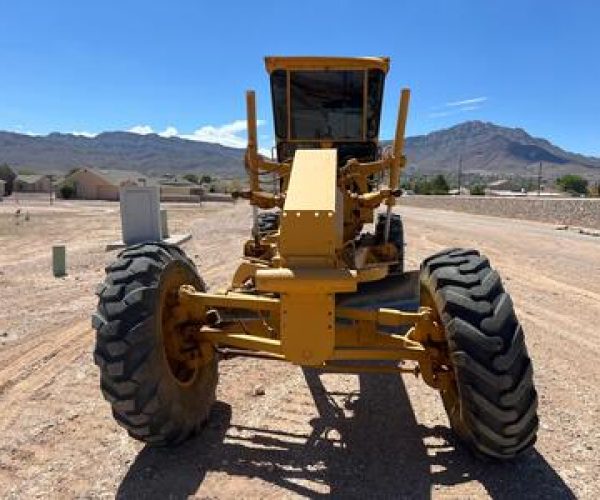 1980-CATERPILLAR-140G-MOTORGRADER-ENCLOSED-CAB-004