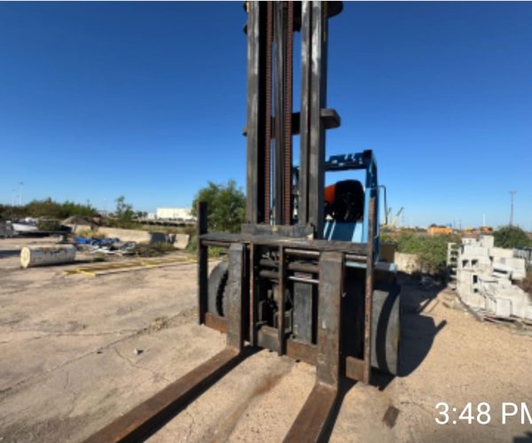 1985 CATERPILLAR VR300 FORKLIFT ALL TERRAIN 003
