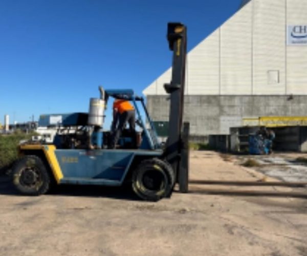 1985 CATERPILLAR VR300 FORKLIFT ALL TERRAIN 005