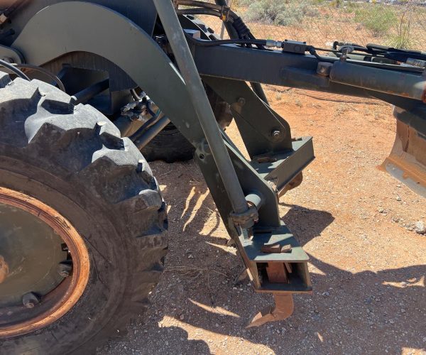 1988 CHAMPION 710A MOTOR GRADER 007