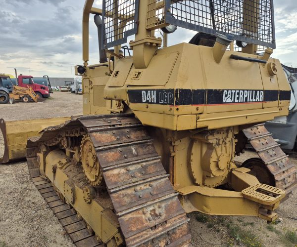 1989 CATERPILLAR D4 CRAWLER DOZER OPEN CAB CANOPY 004