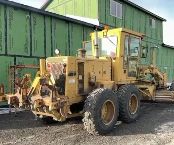 1989 CATERPILLAR MOTOR GRADER 140G ENCLOSED CAB WITH REAR RIPPER NUEVAS 001