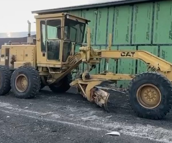 1989 CATERPILLAR MOTOR GRADER 140G ENCLOSED CAB WITH REAR RIPPER NUEVAS 007