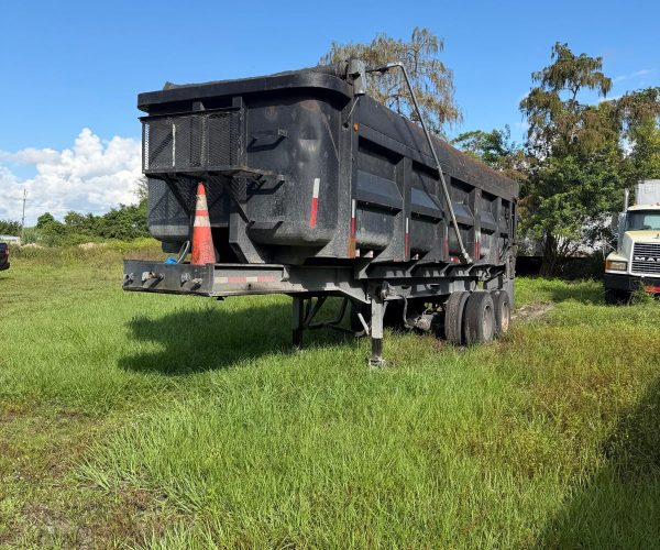 1989 DORSEY DEMONSTRATION STEEL TRAILER 26X28 002