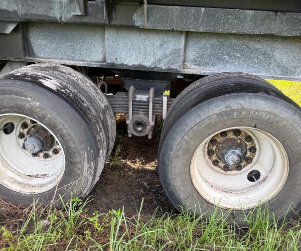 1989 DORSEY DEMONSTRATION STEEL TRAILER 26X28 005