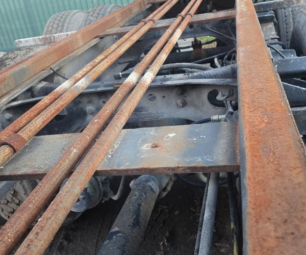 1990 INTERNATIONAL DT466 ROLL OFF 24FT W TARP 011