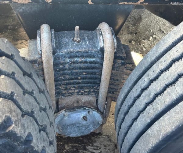 1990-MACK-RD-DUMP-TRI-AXLE-017