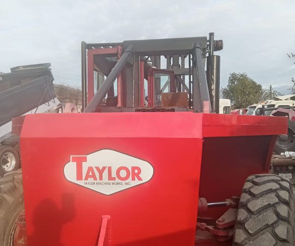 1990 TAYLOR FORKLIFT W52 CAPACITY 52,000 LBS 25 TON 003