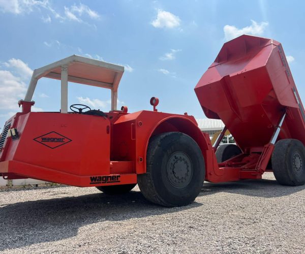 1990 WAGNER MT425 30 TON LOW PROFILE UNDERGROUND ARTICULATED MINING TRUCK 30 TON PAYLOAD 001