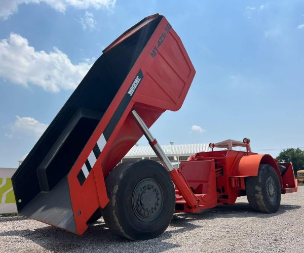 1990 WAGNER MT425 30 TON LOW PROFILE UNDERGROUND ARTICULATED MINING TRUCK 30 TON PAYLOAD 004