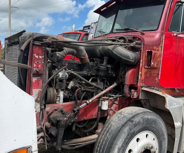 1991 PETERBILT SLEEPER TRUCK TRACTOR WITH 45 1983 FT FLATBED 006