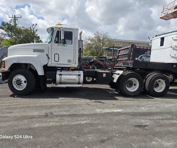 1993 MACK CH DAY CAB TANDEM W ALUMINUM DUMP TRAILER 002