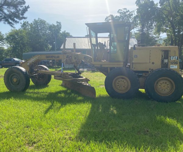 1994-CATERPILLAR-120G-MOTORGRADER-ENCLOSED-CAB-BLADE-010