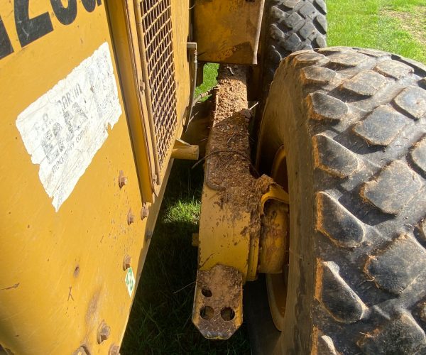 1994-CATERPILLAR-120G-MOTORGRADER-ENCLOSED-CAB-BLADE-017