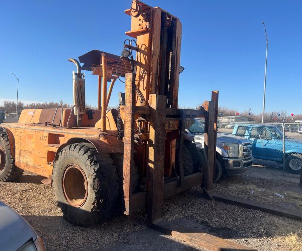 1994 TOWMOTOR CATERPILLAR AH40 HEAVY DUTY DIESEL FORKLIFT 002