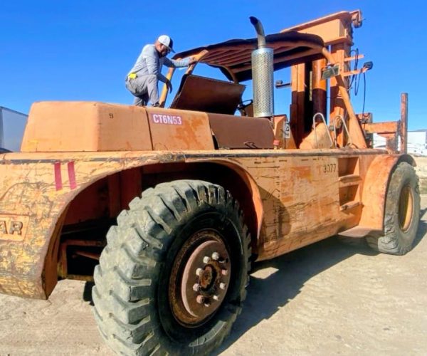 1994 TOWMOTOR CATERPILLAR AH40 HEAVY DUTY DIESEL FORKLIFT 004