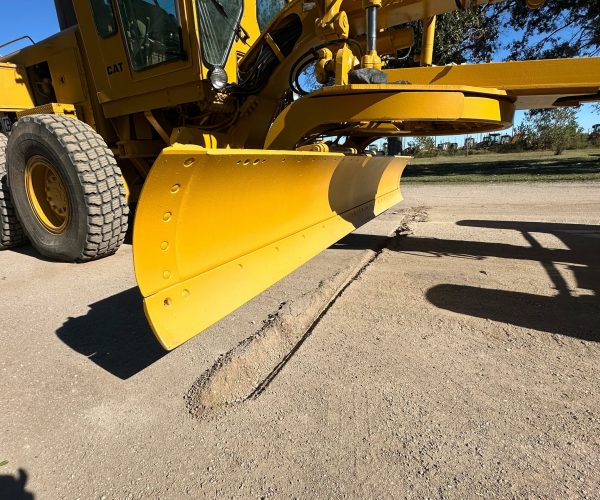 1995 CATERPILLAR 140G MOTOR GRADER ENCLOSED CAB 013