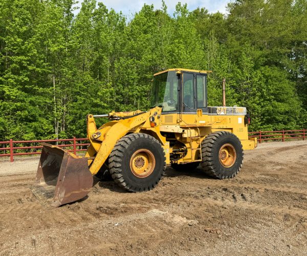 1995 CATERPILLAR 928F WHEEL LOADER ENCLOSED CAB CLEAN GLASS AC 004